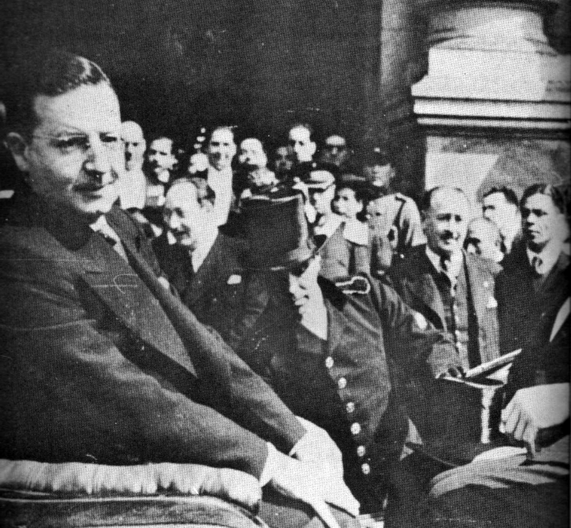 1940, Salvador Allende como ministro de Salud. 1940, Salvador Allende como ministro de Salud.