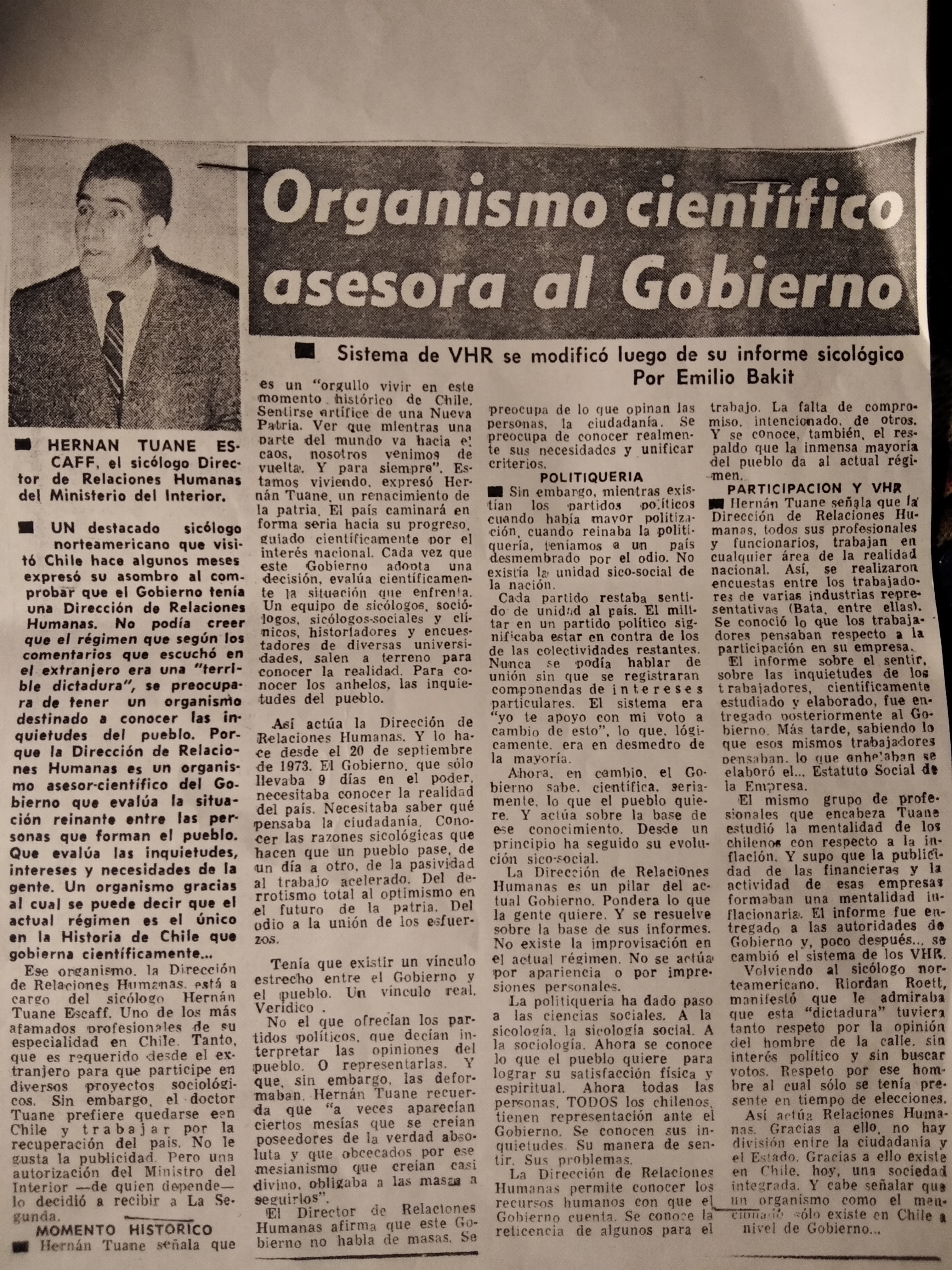 Archivo correspondiente a La Segunda de autoría de Emilio Bakit referente al departamento de Relaciones Humanas. Archivo correspondiente a La Segunda de autoría de Emilio Bakit referente al departamento de Relaciones Humanas.