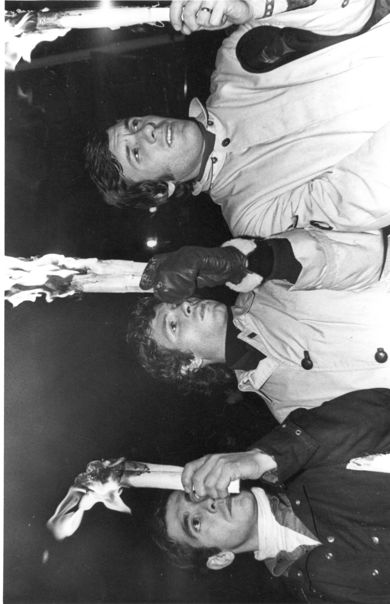 Antorchas en el cerro Chacarillas en 1975. Antorchas en el cerro Chacarillas en 1975.