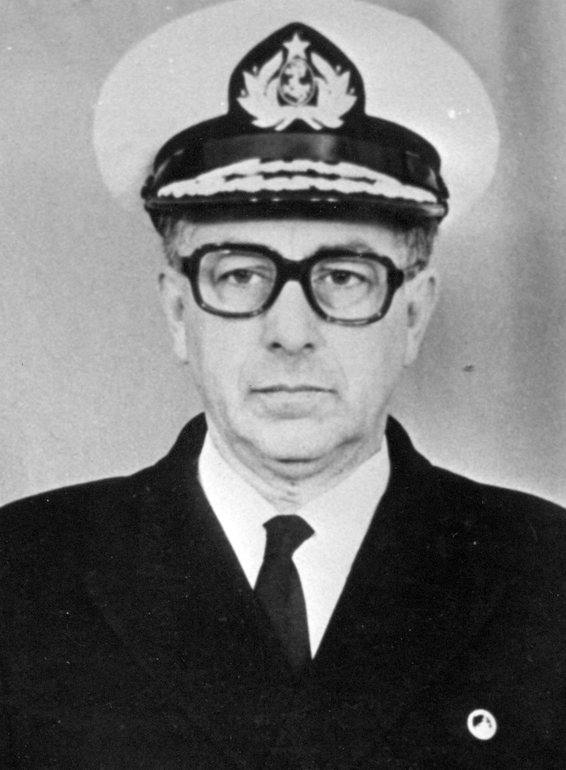 Arturo Troncoso Daroch. Arturo Troncoso Daroch.