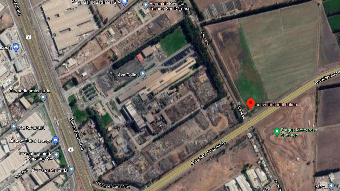 El paño en el que se pretende ubicar el hospital, a un costado de la empresa de acero Aza Chile. El paño en el que se pretende ubicar el hospital, a un costado de la empresa de acero Aza Chile.