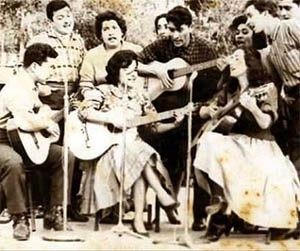 Héctor Pavez cantando con Gabriela Pizarro Héctor Pavez cantando con Gabriela Pizarro