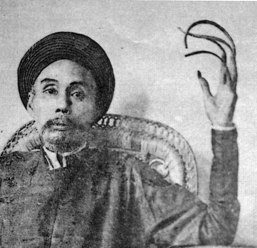 Jefe de antigua tríada. Jefe de antigua tríada.