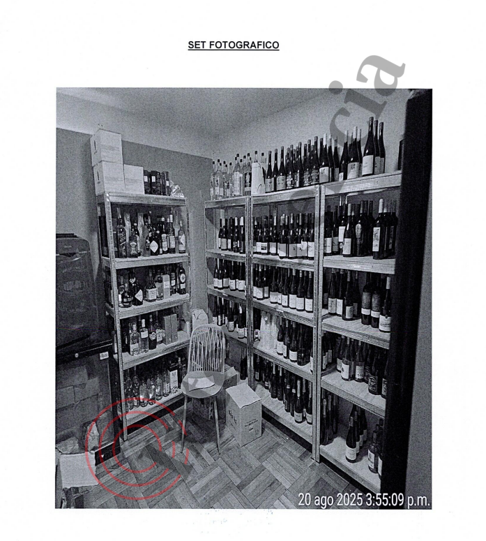 Set fotográfico, adjunto en el Informe de Fiscalización de la oficina de Fredes.