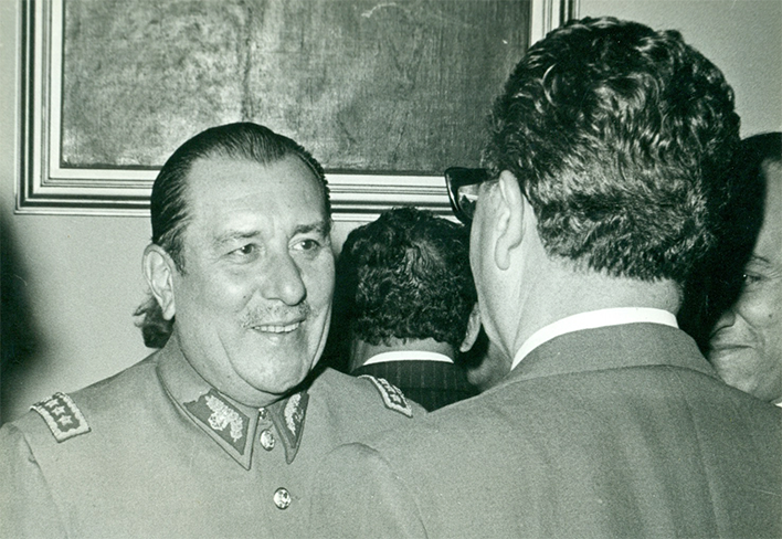 Carlos Prats con Allende.