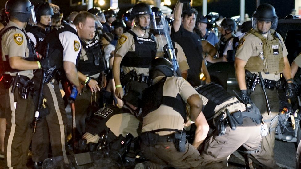 Disturbios en Ferguson. Fotografía Rick Wilking, Reuters Disturbios en Ferguson. Fotografía Rick Wilking, Reuters