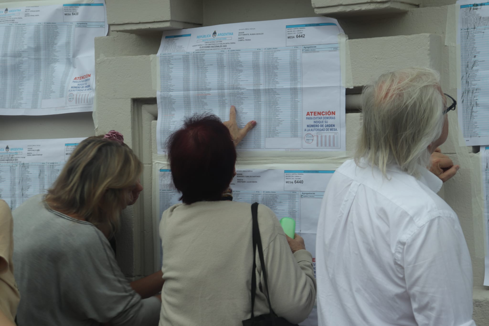 Espacio de votación en Buenos Aires. Foto: Marcos Sepúlveda. Espacio de votación en Buenos Aires. Foto: Marcos Sepúlveda.