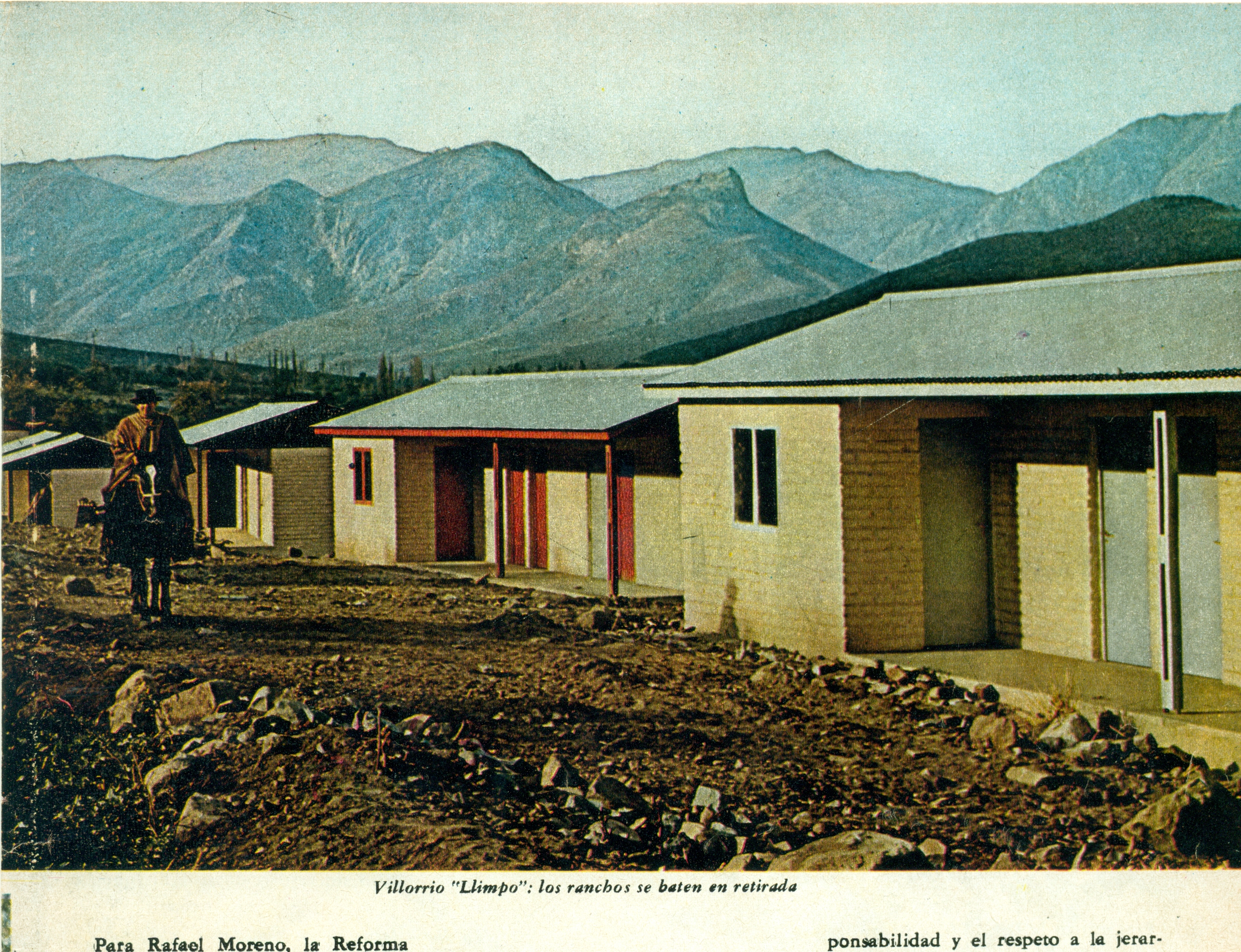 En el villorrio Llimpo las casas reemplazan a los ranchos. Foto de Hernán Castillo. En el villorrio Llimpo las casas reemplazan a los ranchos. Foto de Hernán Castillo.