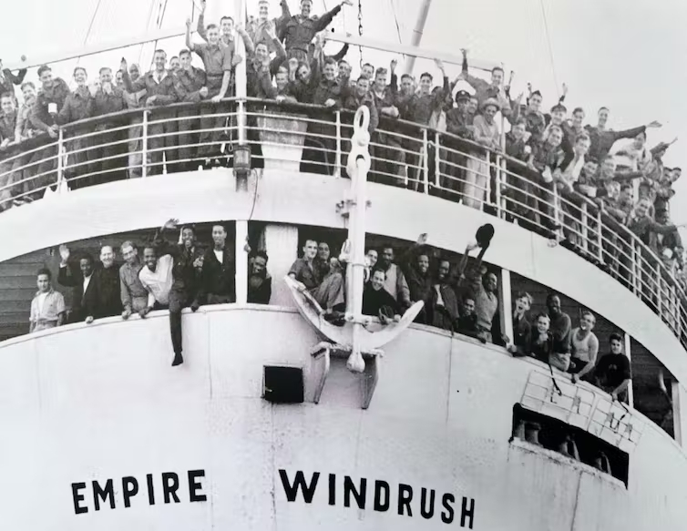 El Servicio Mundial de la BBC había animado a los caribeños a contribuir al esfuerzo bélico. Después de la segunda guerra mundial, los programas promovían los valores británicos pero celebraban las voces caribeñas. World History Archive/Alamy Stock Photo.
