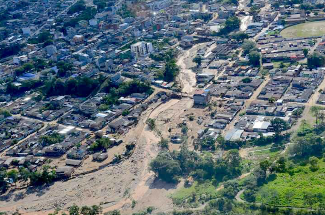 Toma aérea de los efectos del deslizamiento en el sector de Independencia. Tragedia de Mocoa, Putumayo, Colombia. Abril 2017 Foto: Corpoamazonía.