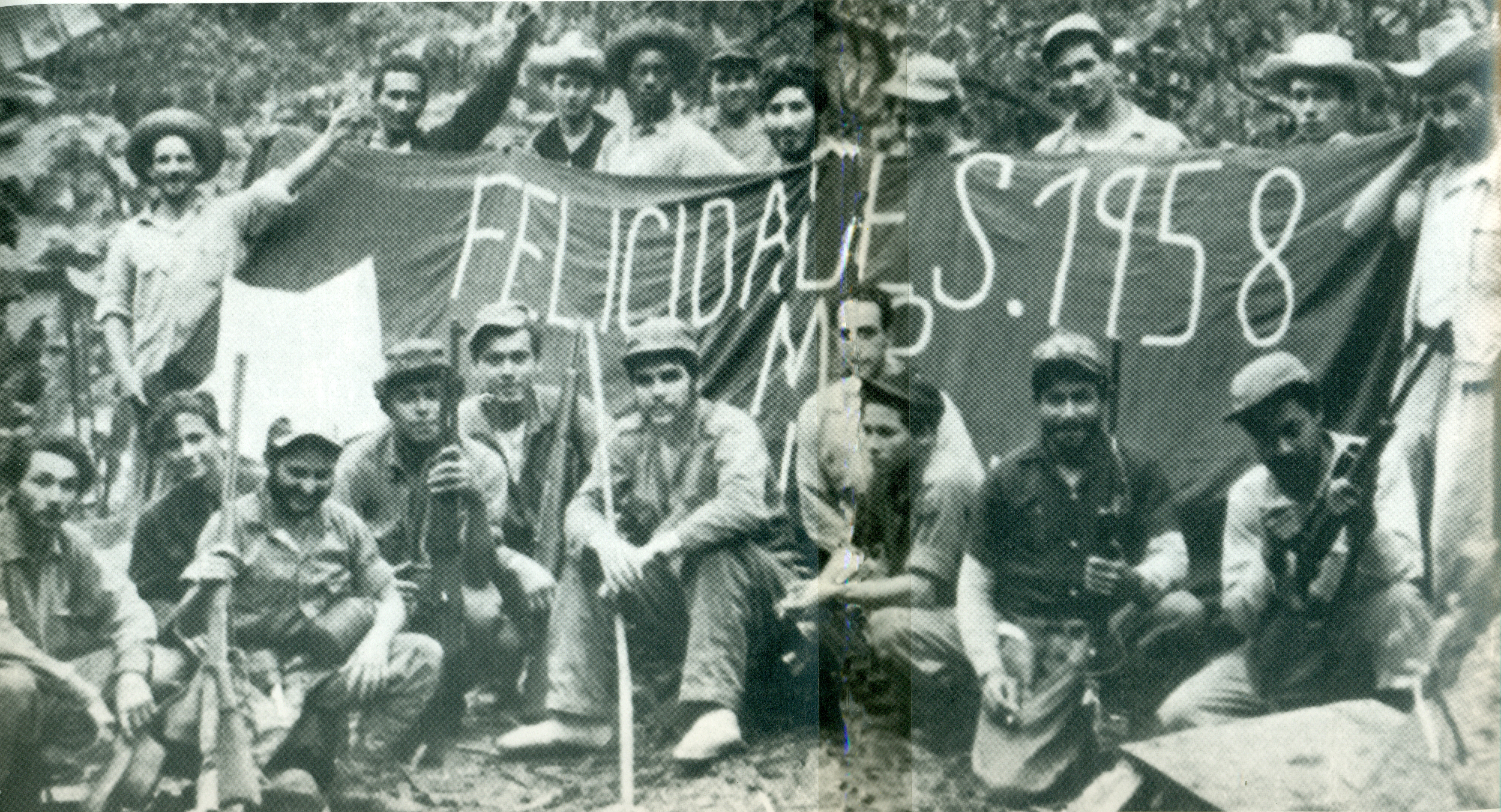 El Che y su columna despiden 1958 en la localidad de El Hombrito, en la Sierra Maestra.