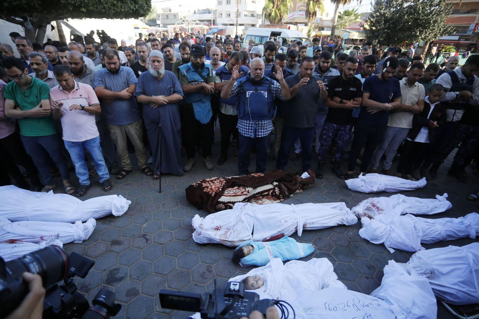 Funeral de la familia de un periodista de Al Jazeera.