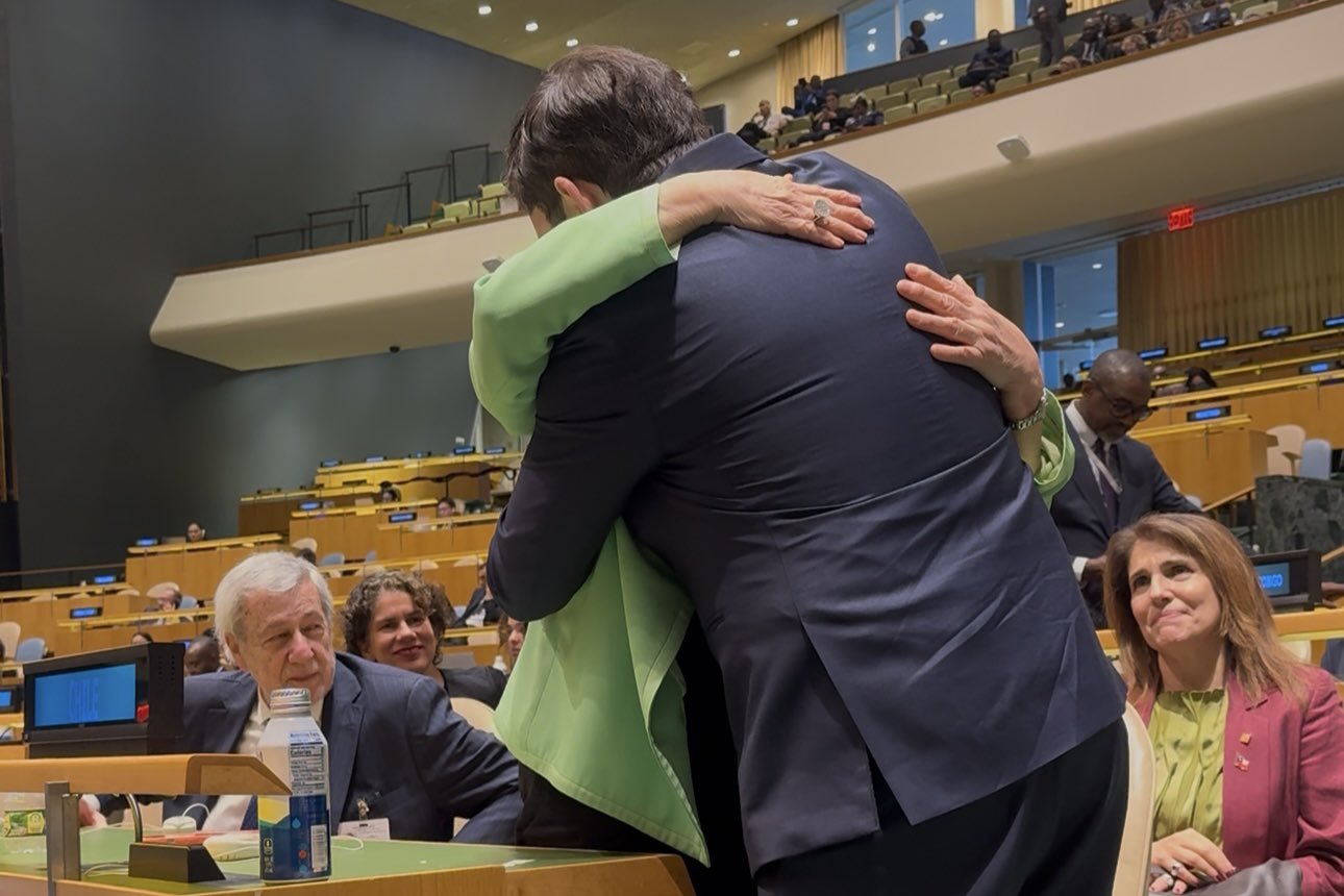 Gabriel Boric y Michelle Bachelet.