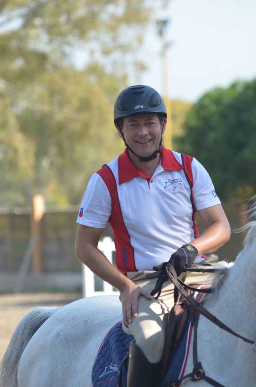 Imschenetzky y su pasión por la equitación. Durante estos días ha participado en los Juegos Panamericanos de Lima 2019 como parte del Team Chile.