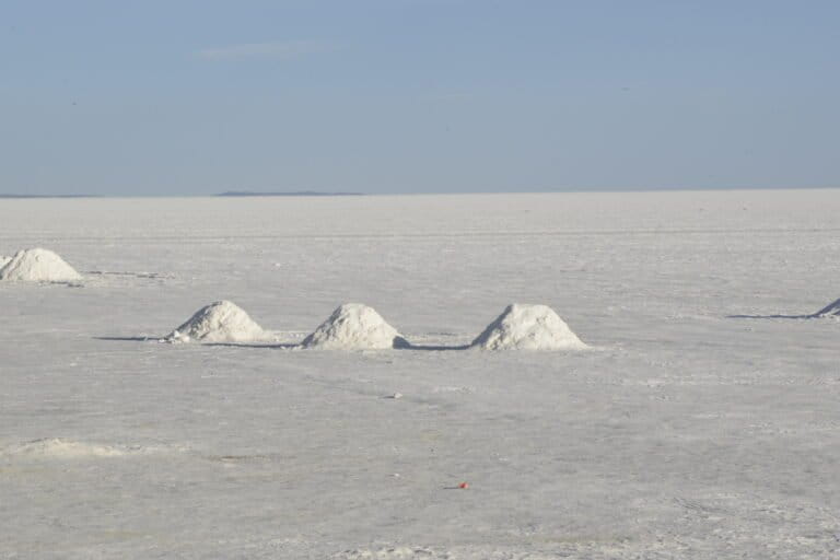 El salar de Uyuni, en Bolivia, es la reserva de litio más grande del planeta. Foto: Iván Paredes El salar de Uyuni, en Bolivia, es la reserva de litio más grande del planeta. Foto: Iván Paredes