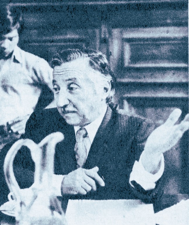 Luis Corvalán. Luis Corvalán.