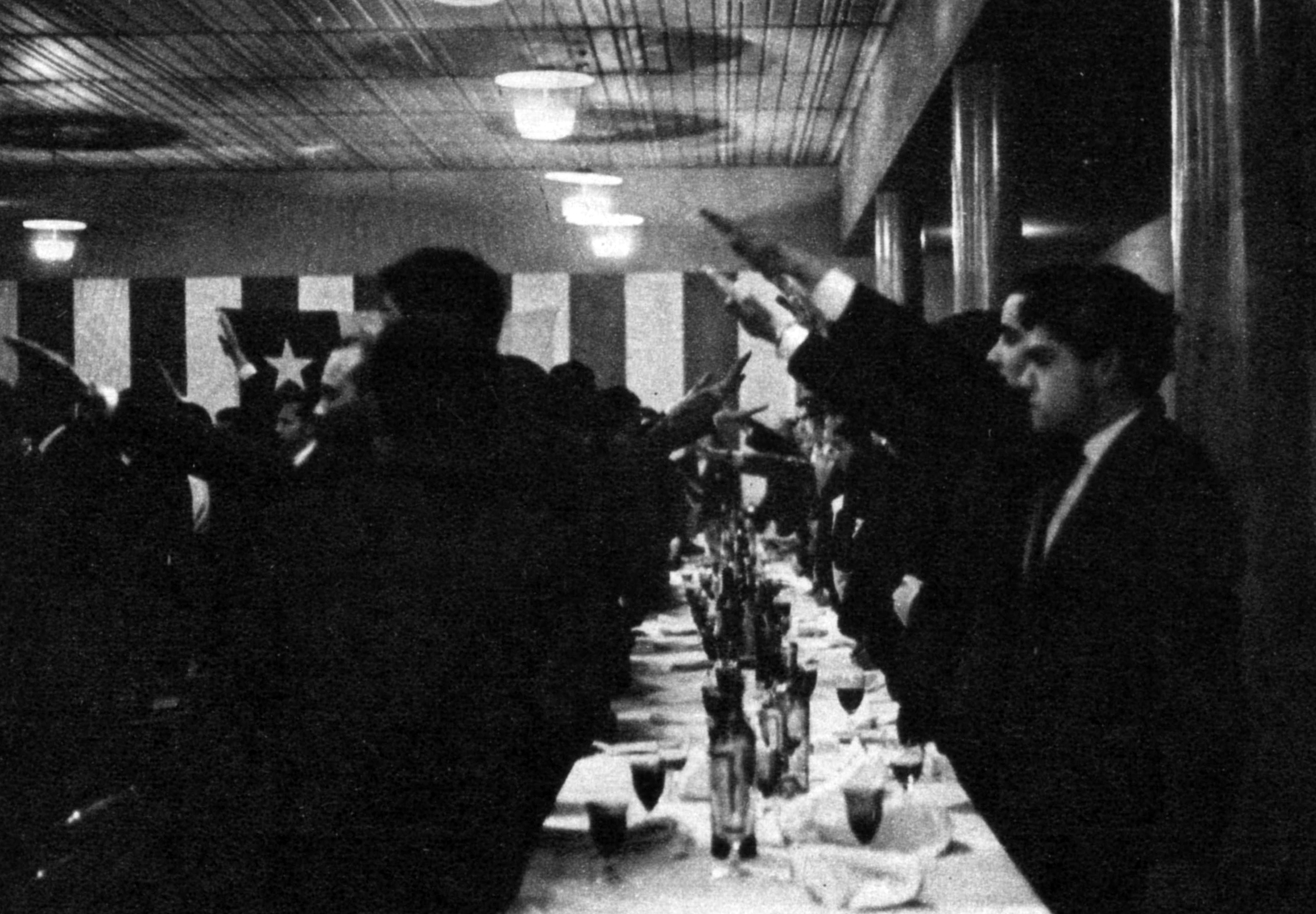 Nacionalistas chilenos reunidos en el club Audax Italiano Nacionalistas chilenos reunidos en el club Audax Italiano
