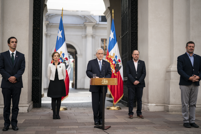 Conferencia de prensa del presidente el 27 de marzo.