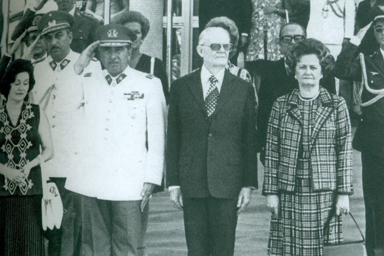 Pinochet y Ernesto Geisel. Pinochet y Ernesto Geisel.