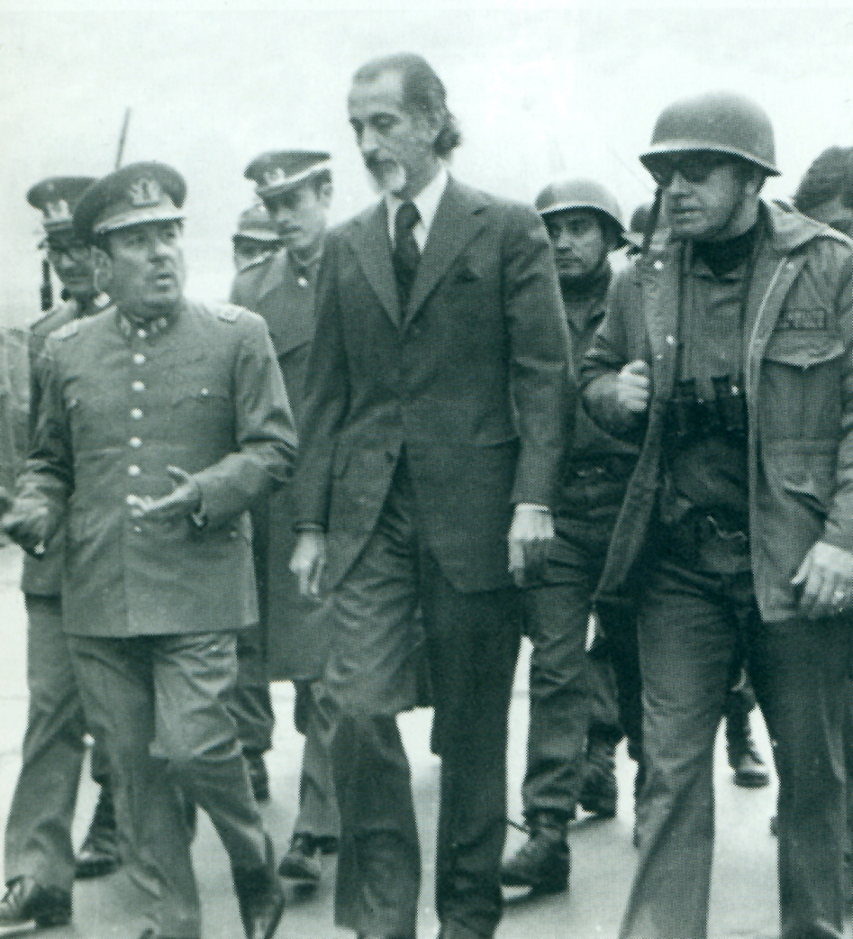 Prats, Tohá y Pinochet. Prats, Tohá y Pinochet.