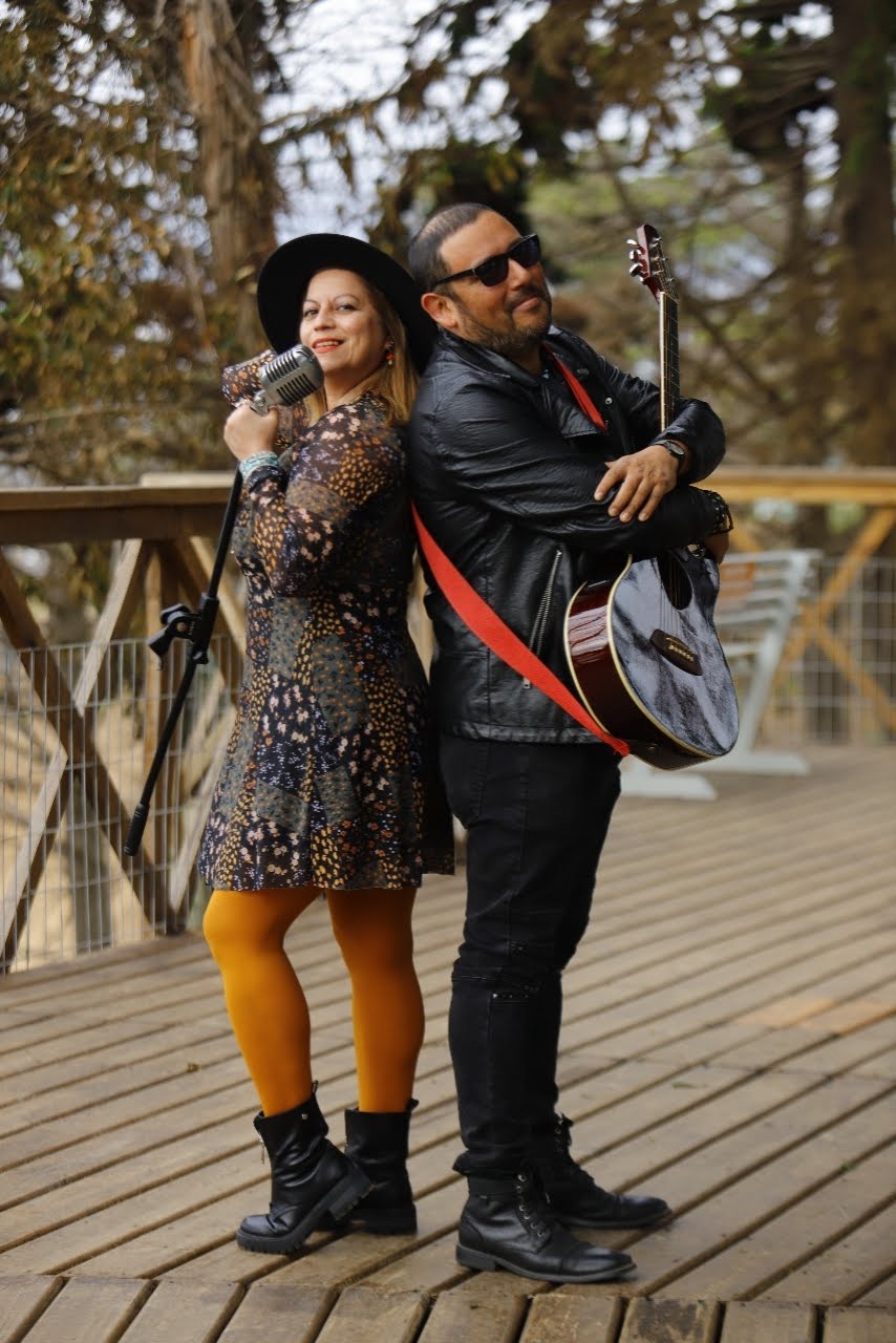 Aleka Vásquez y Jorge Riquelme de Rock And Tips.