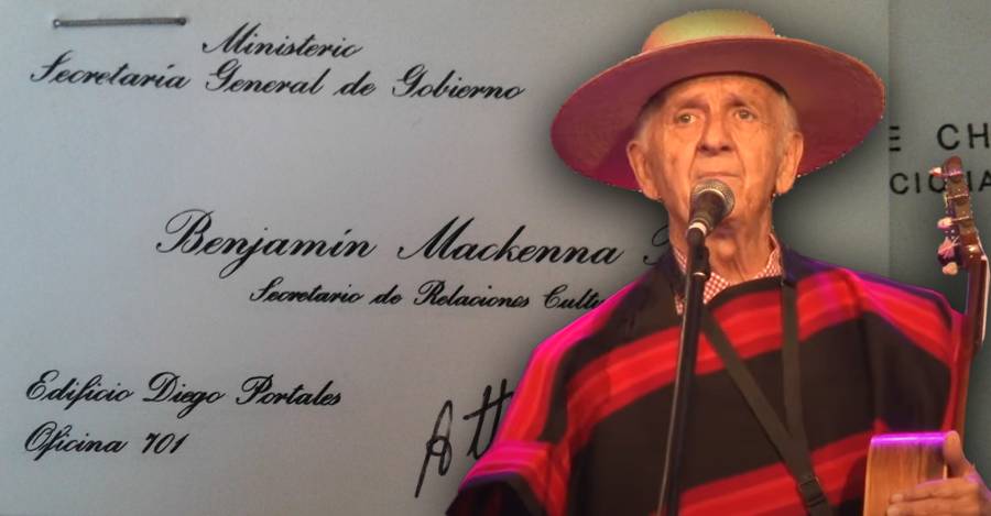 Tarjeta de Mackenna como funcionario de la Segegob de Pinochet.