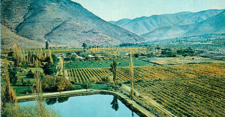 Valle del Choapa en el Norte Chico, en 1970. Foto de Hernán Castillo.