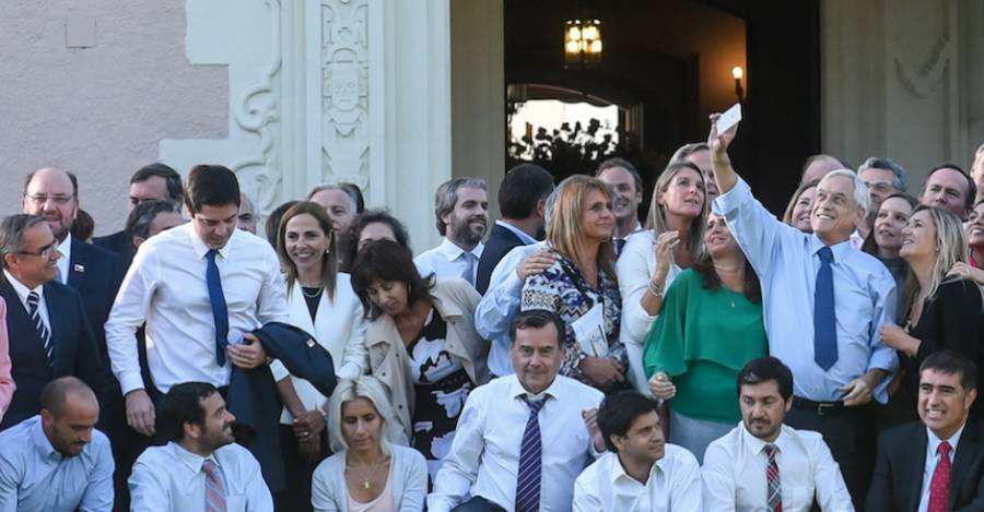 Reunión en 2018 de bancadas, ministros y subsecretarios con el presidente Sebastián Piñera. Foto: Segegob