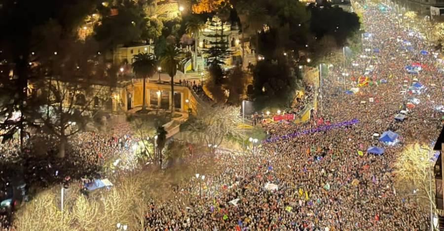 Multitudinario cierre de campaña del Apruebo en La Alameda