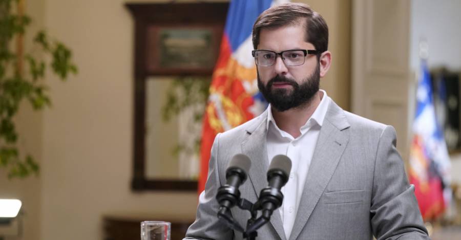 Gabriel Boric en cadena nacional.