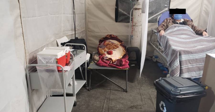 Carpa del Hospital San José, junio de 2020