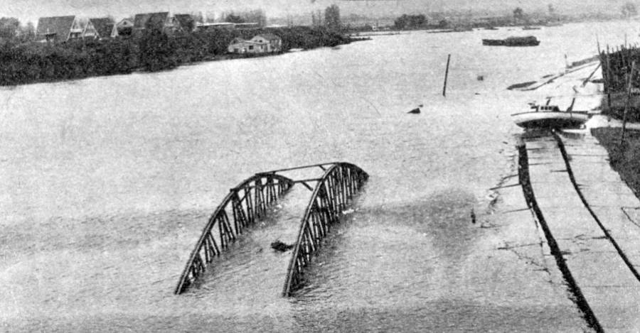 La crecida del río Calle Calle inundó la costanera y el centro de Valdvia