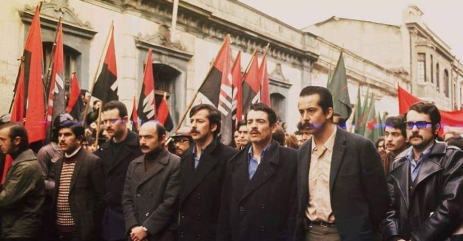 La dirección del MIR en el funeral de un militante