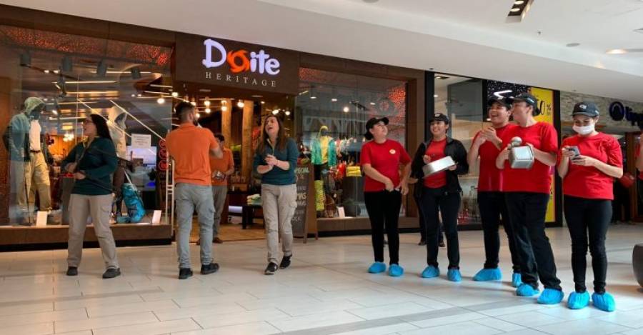 Protesta en mall de Chillán. Foto: Resumen.cl