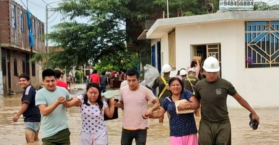 Inundaciones ocurridas principalmente en las regiones de la costa norte del Perú. Foto: Ministerio de Defensa del Perú.