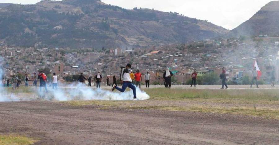 Protestas en Perú. Foto: OjoPúblico / Miguel Gutiérrez