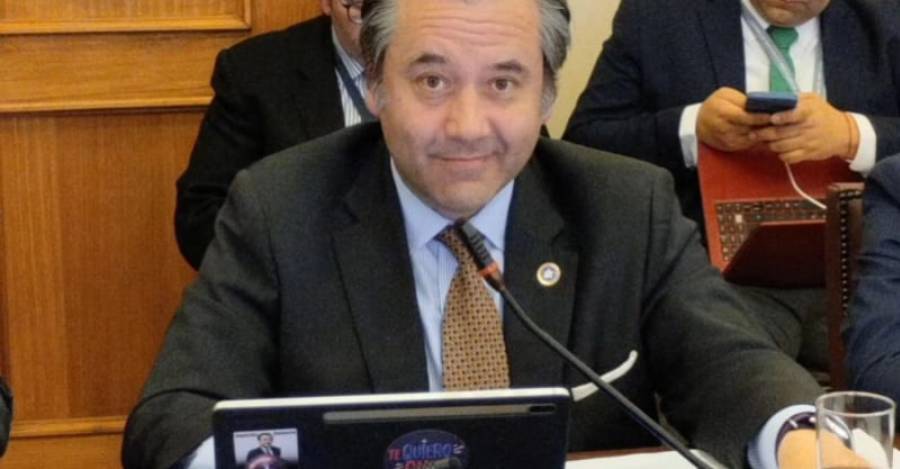 Diputado Agustín Romero.
