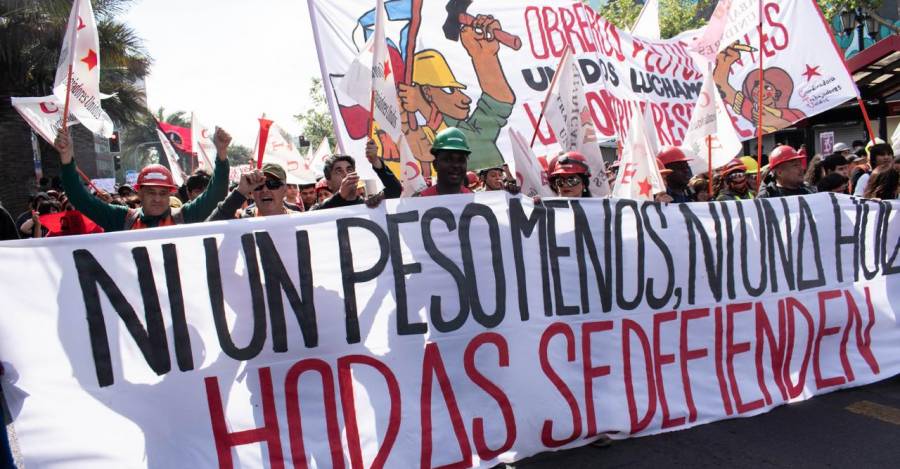 Los manifestantes coparon la Alameda. Foto: Melian Riffo Los manifestantes coparon la Alameda. Foto: Melian Riffo