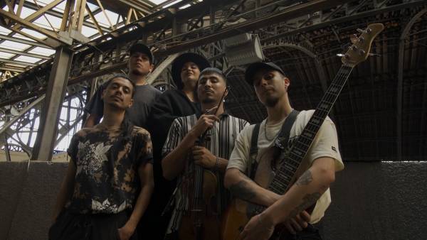 Banda sonora del documental “Bajo Sospecha: Zokunentu”. Fotografía Rock Legacy