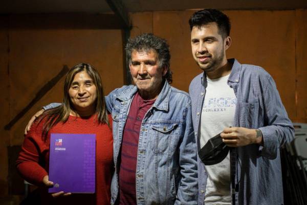 Senadora Fabiola Campillai, Juan Vergara y Gustavo Gatica