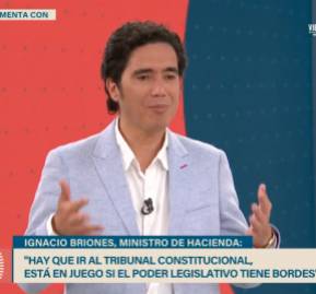 Ministro Ignacio Briones en Mesa Central