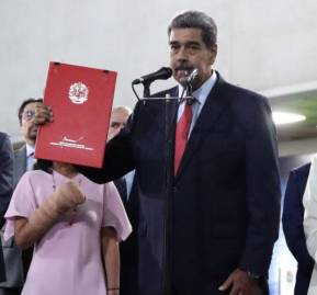 Maduro en el Tribunal Supremo de Justicia ayer miércoles. Maduro en el Tribunal Supremo de Justicia ayer miércoles.