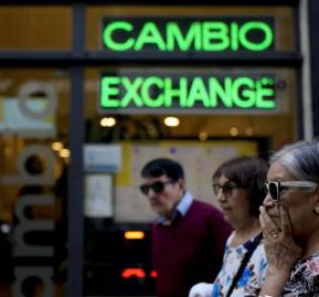 © AP Photo / Natacha Pisarenko