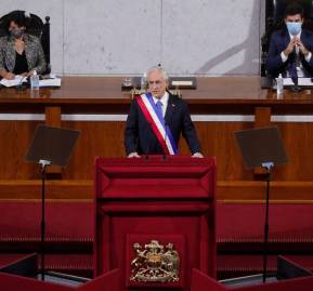 El día de la cuenta pública en que Piñera anunció respaldo a matrimonio igualitario El día de la cuenta pública en que Piñera anunció respaldo a matrimonio igualitario