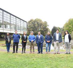 Equipo docente de Pedagogía en Lengua y Cultura Mapuche (UCT)