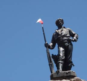Estatua del Roto chileno. 