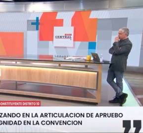 Fernando Atria e Iván Valenzuela en Canal 13 Fernando Atria e Iván Valenzuela en Canal 13