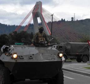 Despliegue de militares durante estado de excepción acotado en Temuco Foto: Héctor Andrade/Agencia Uno Estado de excepción acotado en Temuco.