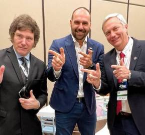 Javier Milei, Eduardo Bolsonaro y José Antonio Kast.