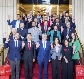 Parte de la delegación en el lanzamiento de la ChileWeek China 2023